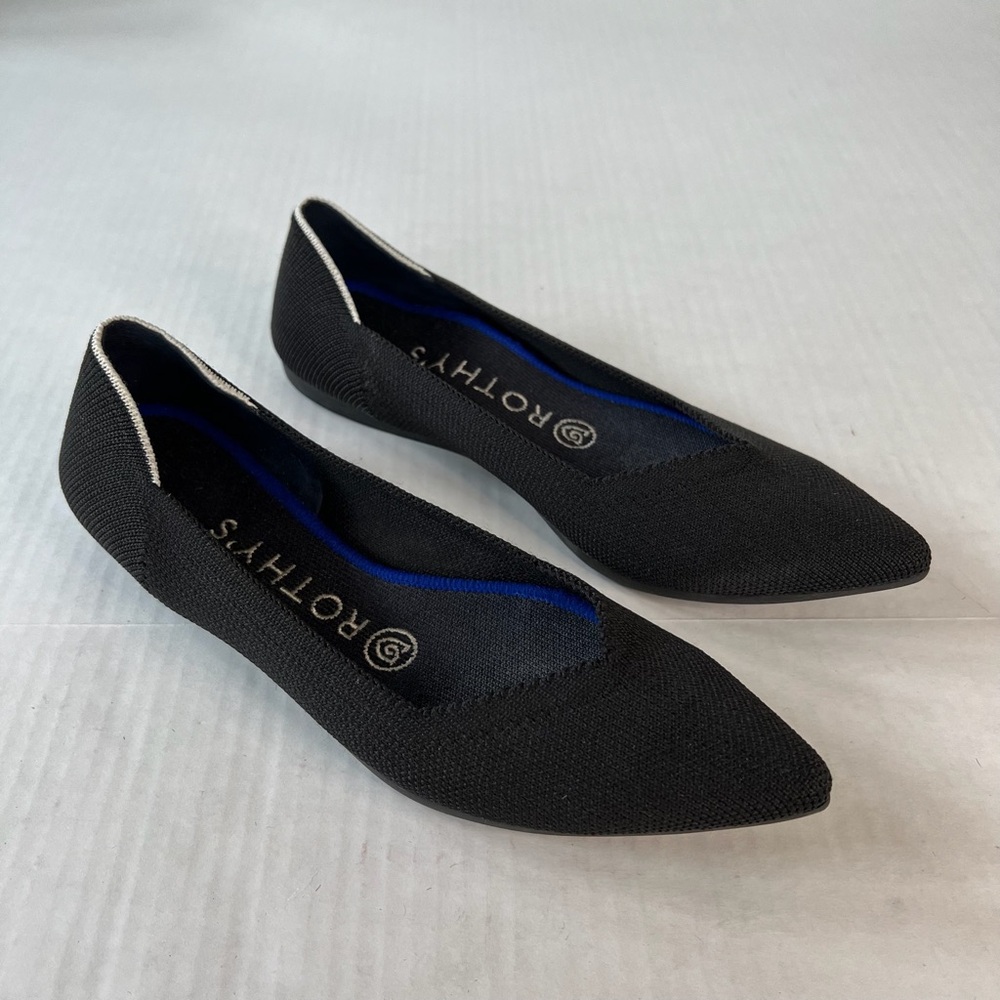 Rothys Sz 6 1/2 The Point Black Recycled Plastic Bottles